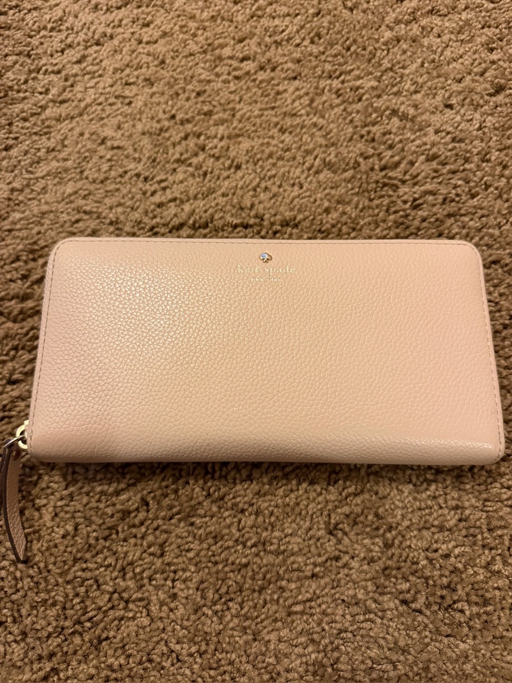 Authentic Kate Spade Pebbled Leather Zip Wallet in Blush Pink